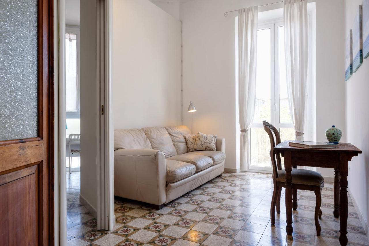 Piazza Concordia Apartment With Balcony La Spezia Exteriör bild